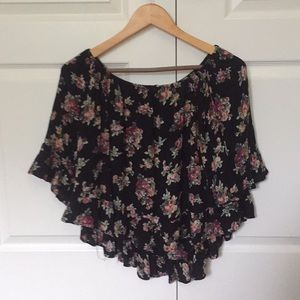 Flower ruffle top🦋